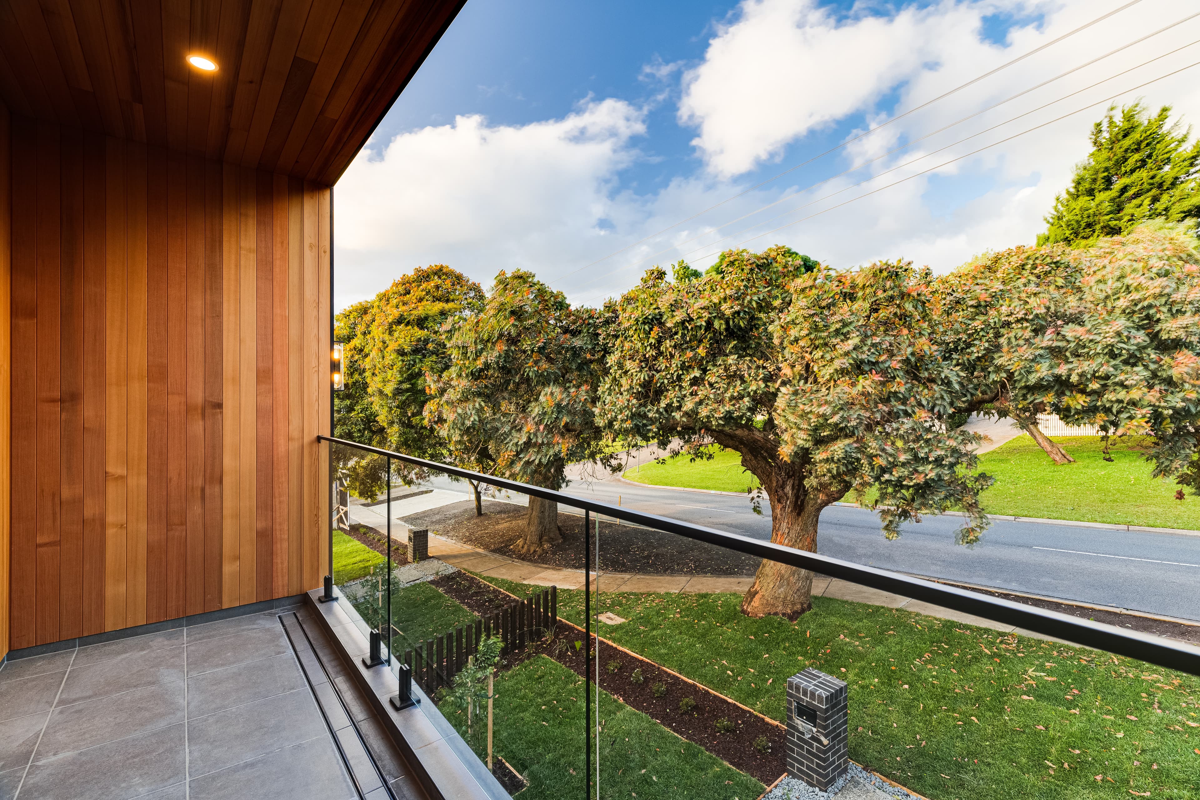 7 Luxury Townhouses thumbnail 3