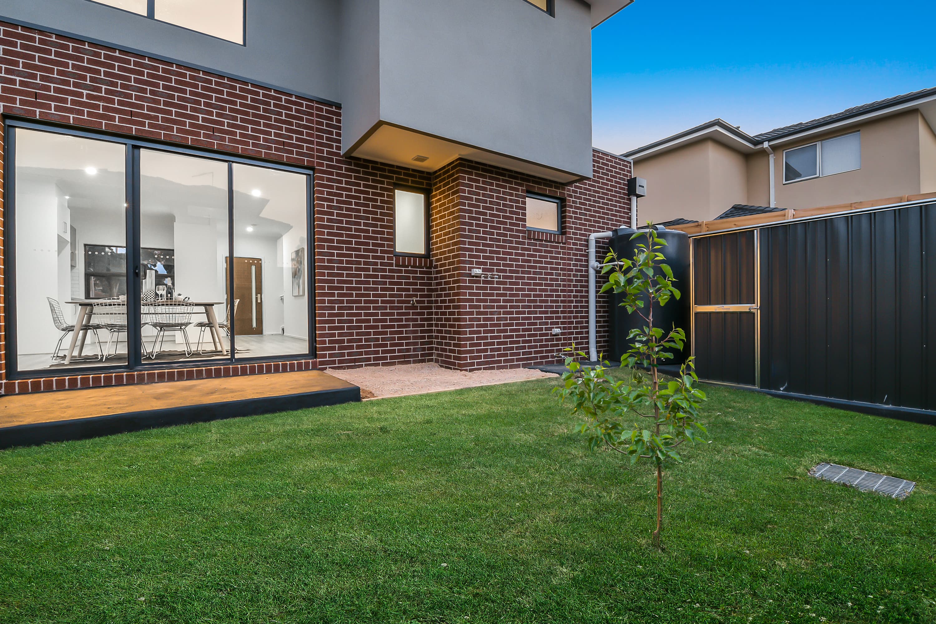 6 Townhouses thumbnail 4