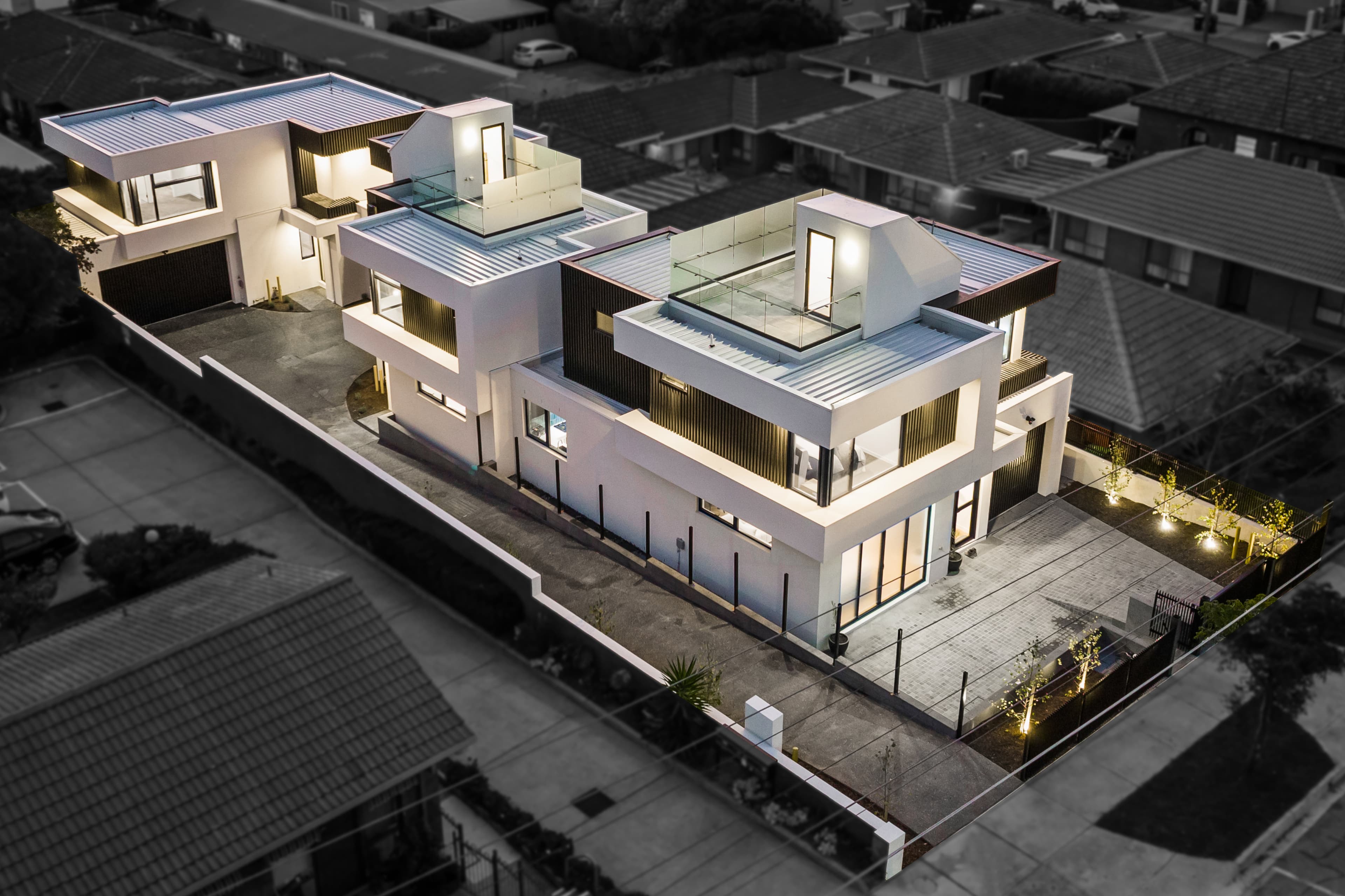 3 Luxury Townhouses thumbnail 3