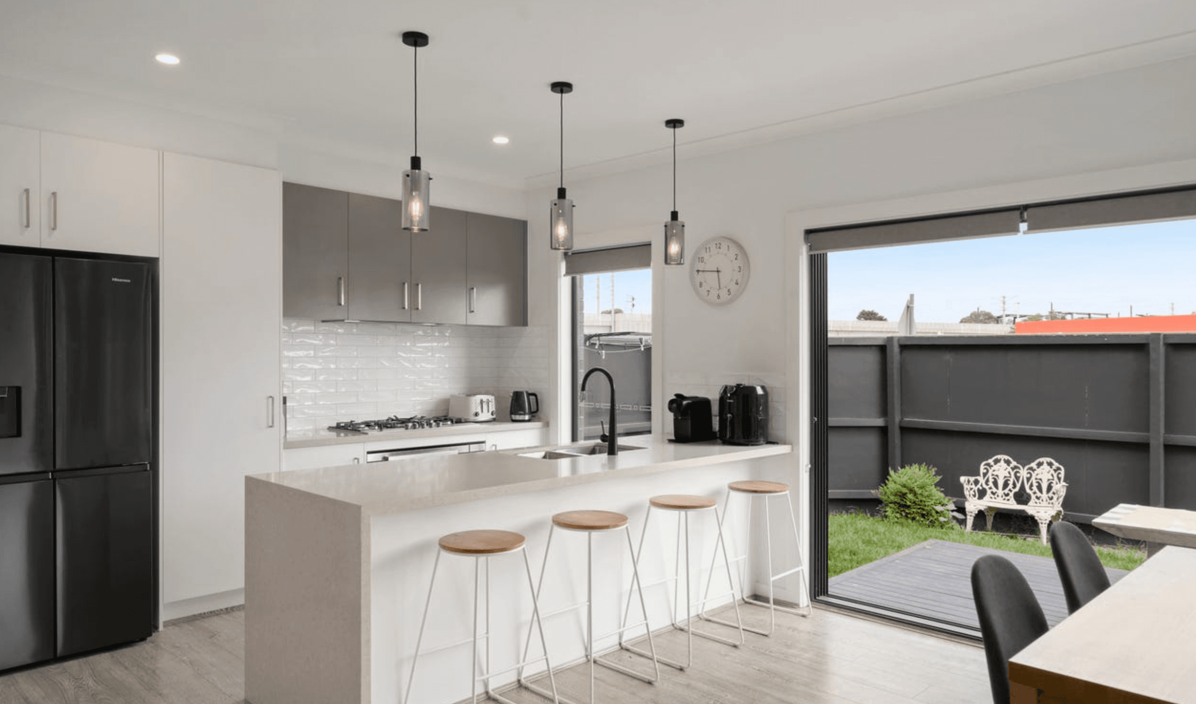 3 Luxury Townhouses thumbnail 5